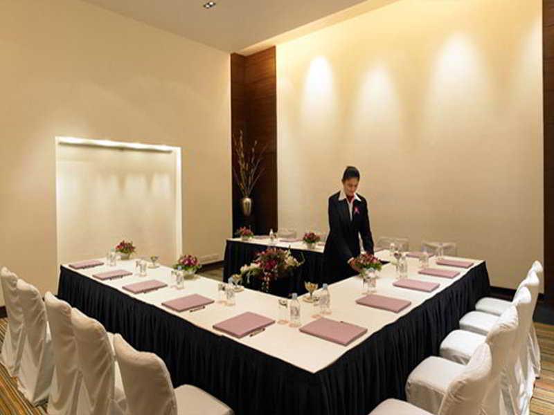 Royal Orchid Central, Pune Ngoại thất bức ảnh